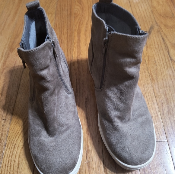 Corky's suede zip high top sneakers, women's size 8, brown - Picture 3 of 9